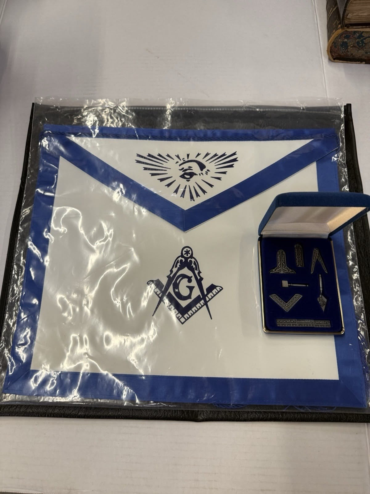 Masonic apron